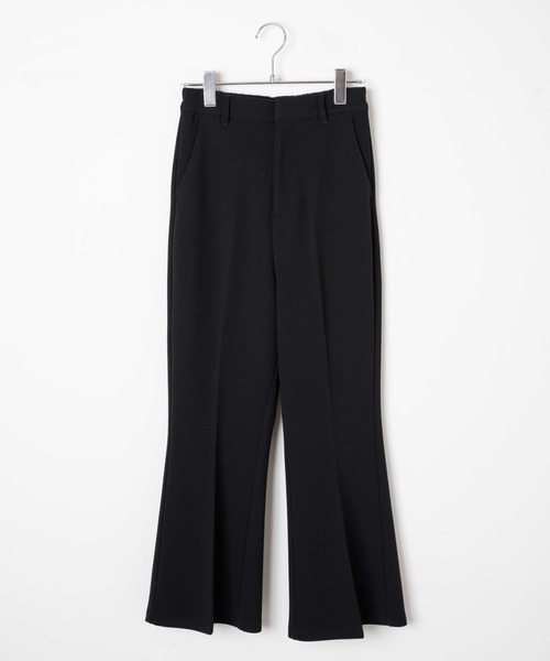 DuKKah（デュカ）の「Dukkah/センタープレスフレアパンツ（スラックス・レディース・ブラック・SMALL/X-SMALL）」の4枚目の写真