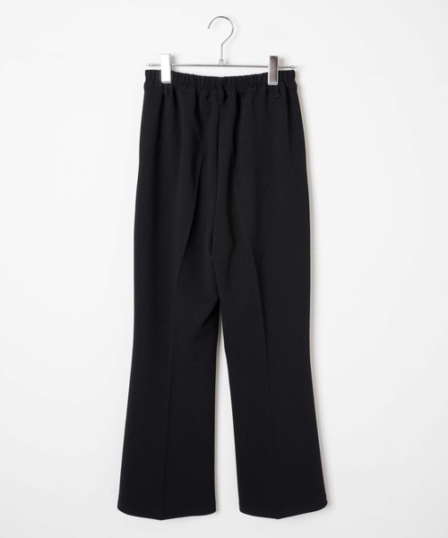 DuKKah（デュカ）の「Dukkah/センタープレスフレアパンツ（スラックス・レディース・ブラック・SMALL/X-SMALL）」の5枚目の写真