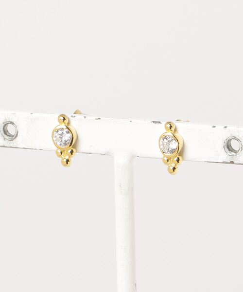 TONE SELECT GOODS(トーンセレクトグッズ)の「【925 SILVER ACC】プチスタッズQzストーンピアスSV925(OG)(ピアス(両耳用)・レディース・シルバー/ゴールド・FREE)」の6枚目の写真