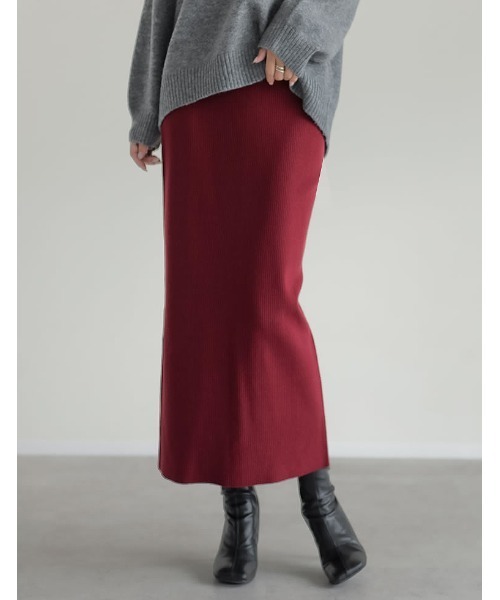 Re:EDIT（リエディ）の「[ZOZO限定][新色追加][累計販売枚数1.3万枚][細見え◎][低身長/大きいサイズ有]前後2WAYリブニットスリットナロースカート（スカート・レディース・ブラック/ダークブラウン/レッド/グリーン/アイボリー/モカ/ブラック系/ネイビー/ライム/チャコールグレー/オレンジ/ブルー/レッド系その他/カーキ/グレイッシュベージュ・MEDIUM/LARGE/SHORT/X-LARGE/AM）」の14枚目の写真