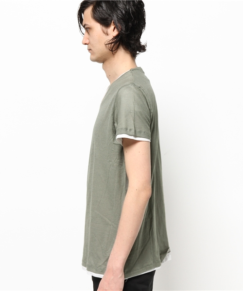 MAJESTIC HOMME(マジェスティックオム)の「【WEB限定】MAJESTIC HOMME ハーフスリーブVネックレイヤードカットソー(Tシャツ/カットソー・メンズ・ベージュ/オリーブ・SMALL/LARGE/MEDIUM)」の4枚目の写真