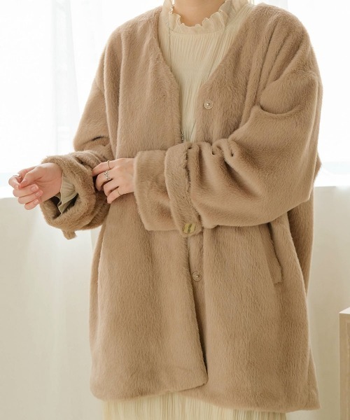 Bab（バブ）の「エコファーノーカラーコート（ノーカラーコート・レディース・グリーン/イエロー/ベージュ・M）」の8枚目の写真