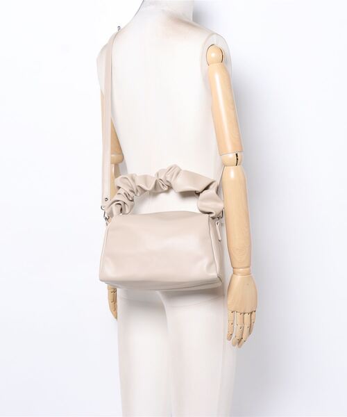 flower（フラワー）の「クラシックシャーリングバッグ（ハンドバッグ・レディース・ベージュ・FREE）」の12枚目の写真