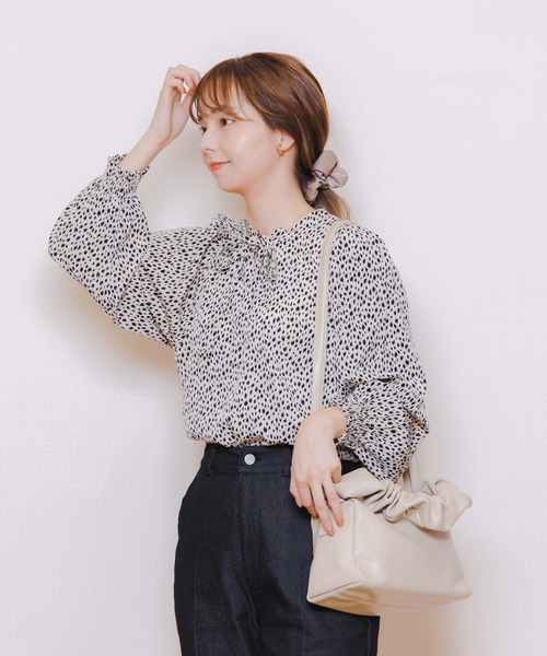 flower（フラワー）の「クラシックシャーリングバッグ（ハンドバッグ・レディース・ベージュ・FREE）」の9枚目の写真