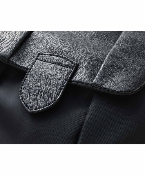 IEDIT（イディット）の「ＩＥＤＩＴ　本革遣いの上品ミニリュック〈ブラック〉（バックパック/リュック・レディース・ブラック・ONE SIZE）」の7枚目の写真