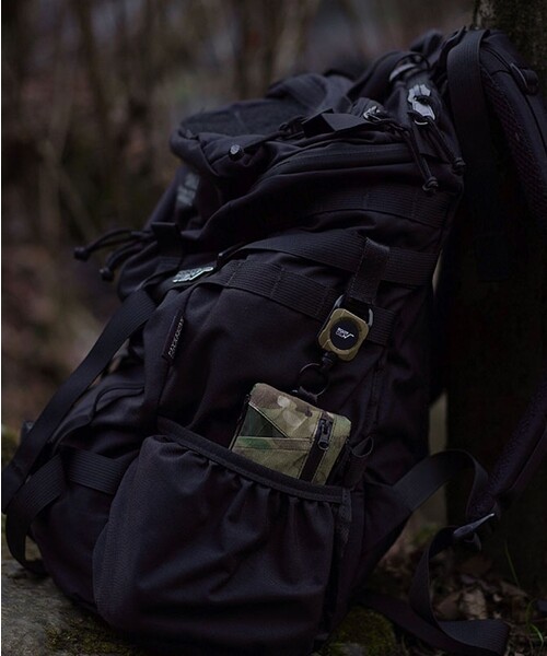 ROOT CO.（ルート）の「ROOT CO./ルート MAG REEL SQR. LITE（キーホルダー・メンズ・ホワイト/ブラック/レッド/オリーブ/イエロー/ブルー/キャメル・ONE SIZE）」の16枚目の写真