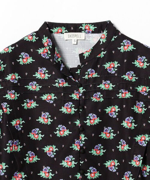 ✨新品✨ GHOSPELL 花柄ブラウス　Lois Floral Top ✨新品✨ GHOSPELL 花柄ブラウス Lois Floral Top - メルカリ