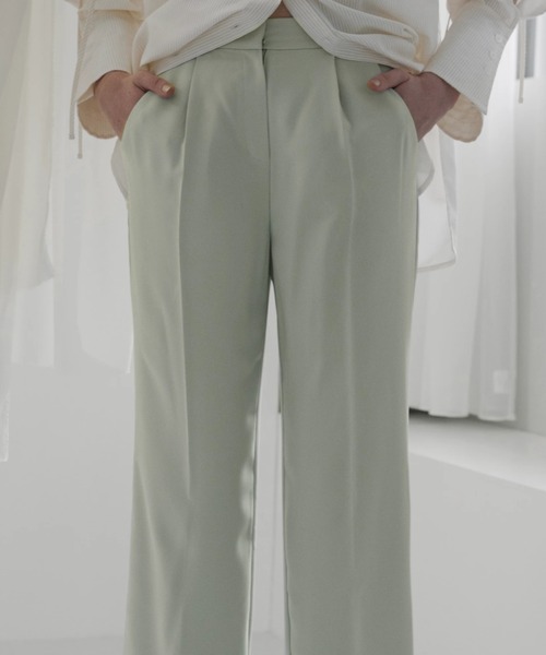 WILLFULLY(ウィルフリー)の「color slacks center press PT(スラックス・レディース・グリーン系/ブルー系・FREE/FREE(S))」の9枚目の写真
