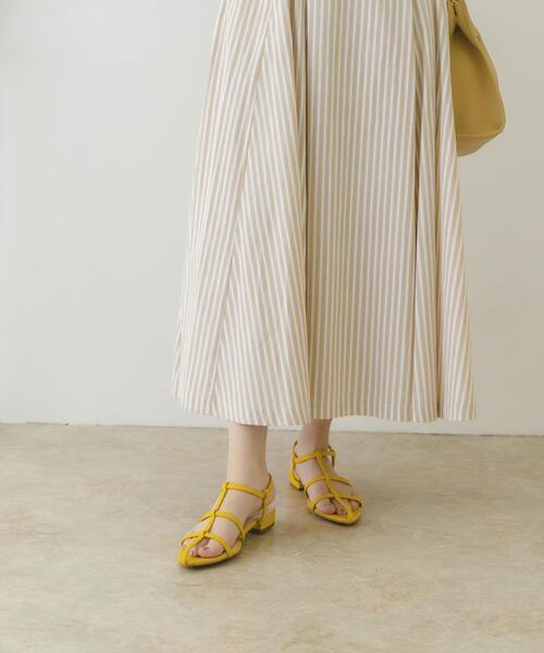 ナローストラップサンダル