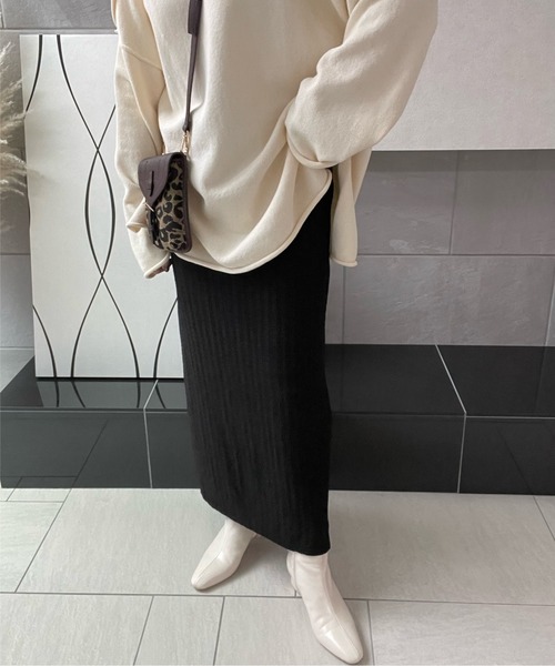 y/m by misato（イムバイミサト）の「ふくれジャガードカットスカート（スカート・レディース・ブラック/アイボリー・FREE）」の9枚目の写真