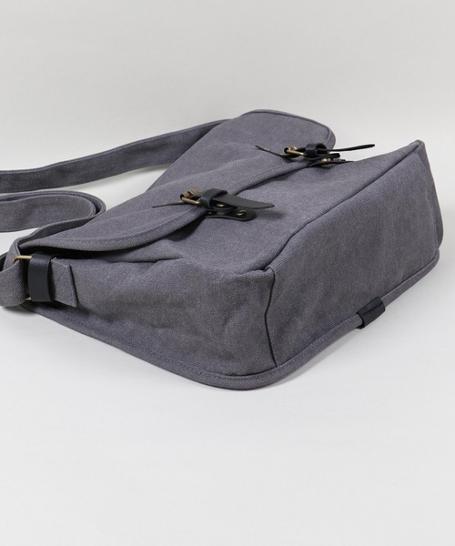 SPINNS（スピンズ）の「コットンショルダーフラップバック（ショルダーバッグ・メンズ・グレー/ブラック/カーキ/ブラウン・ONESIZE）」の18枚目の写真