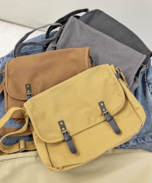 SPINNS（スピンズ）の「コットンショルダーフラップバック（ショルダーバッグ・メンズ・グレー/ブラック/カーキ/ブラウン・ONESIZE）」の5枚目の写真