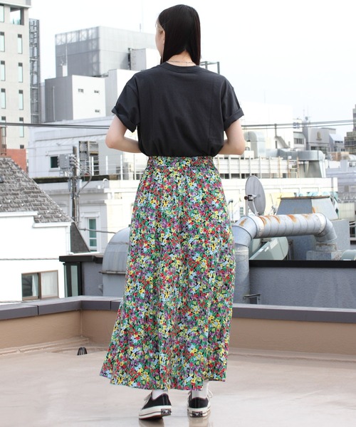 THE SHINZONE(ザ シンゾーン)の「SHINZONE×AMERICANA/シンゾーン×アメリカーナ プリントTEE PRINT TEE 23MXXCU02(Tシャツ/カットソー・レディース・ブラウン/ブラック/ホワイト・FREE)」の20枚目の写真
