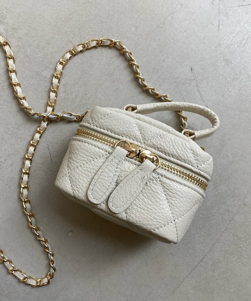 DouDou（ドゥドゥ）の「リアルレザーチェーンバニティバッグ（ショルダーバッグ・レディース・ホワイト/ブラック・FREE）」の4枚目の写真