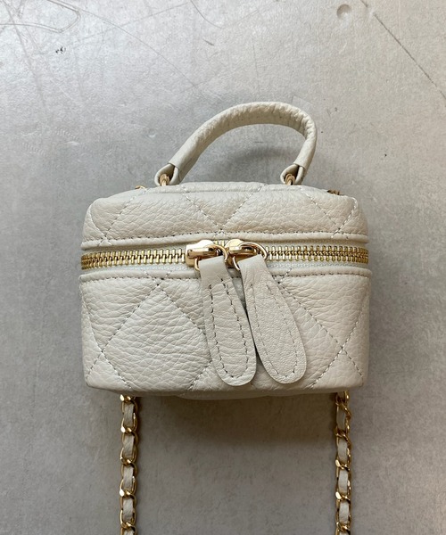 DouDou（ドゥドゥ）の「リアルレザーチェーンバニティバッグ（ショルダーバッグ・レディース・ホワイト/ブラック・FREE）」の3枚目の写真