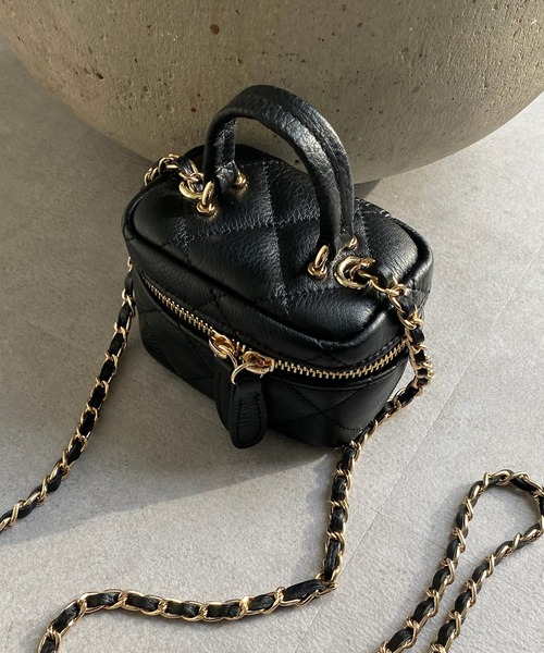 DouDou（ドゥドゥ）の「リアルレザーチェーンバニティバッグ（ショルダーバッグ・レディース・ホワイト/ブラック・FREE）」の13枚目の写真