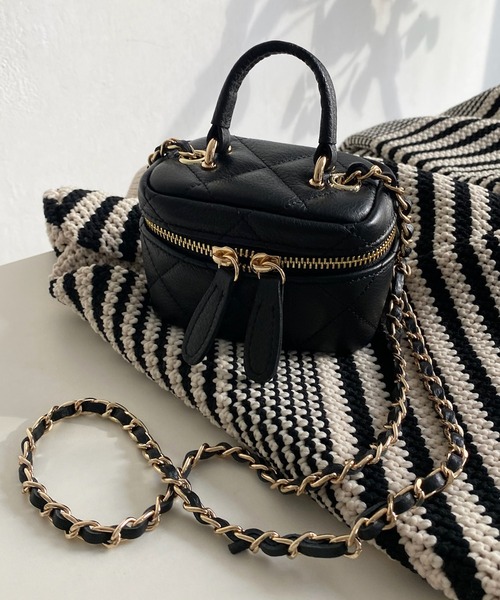 Tweed Chain Vanity Bag