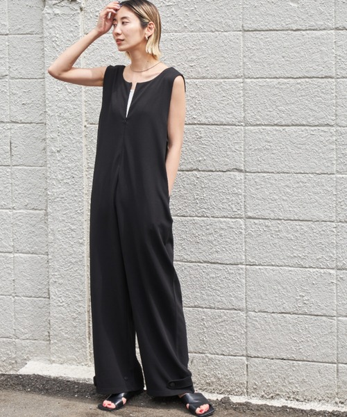 Auntie Rosa Holiday（アンティローザホリデー）の「2WAYフロントZIPルーズサロペット（サロペット/オーバーオール・レディース・ブラック/ナチュラル・FREE）」の2枚目の写真