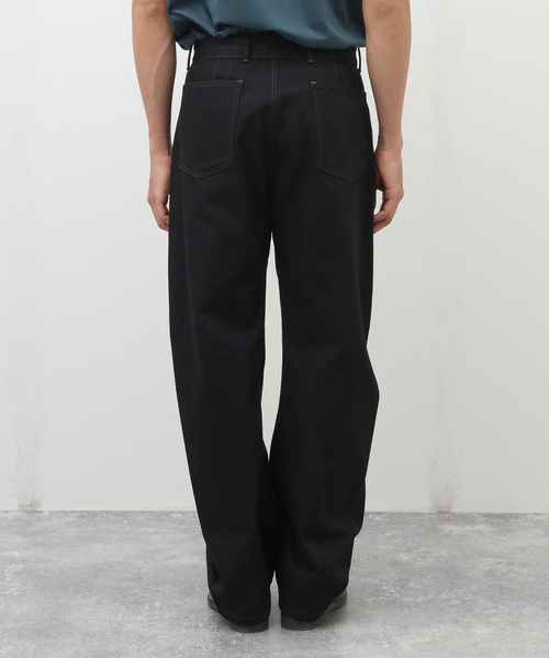 LEMAIRE BELTED PLEATED ブラック ベルト付きパンツ LEMAIRE BELTED PLEATED ブラック ベルト付きパンツ LEMAIRE BELTED