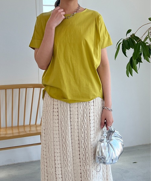un dix cors(アンディコール)の「バイオシルケット裾ラウンドプルオーバー(Tシャツ/カットソー・レディース・オフホワイト/ブラック/イエロー・FREE)」の1枚目の写真