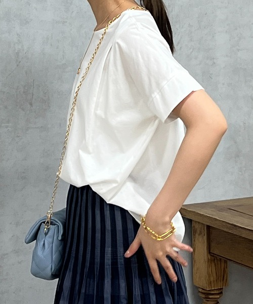 un dix cors(アンディコール)の「バイオシルケット裾ラウンドプルオーバー(Tシャツ/カットソー・レディース・オフホワイト/ブラック/イエロー・FREE)」の5枚目の写真