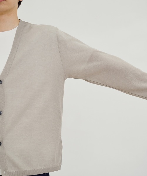PUBLIC TOKYO（パブリックトウキョウ）の「極 リネンリラックスニットカーデ（カーディガン/ボレロ・メンズ・ベージュ/ブラック/マスタード・2/1/3）」の15枚目の写真