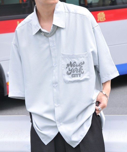 ZIP FIVE（ジップファイブ）の「【ZIP FIVE】オーバールーズワンポイント刺繍レギュラーカラー/ビッグシルエット半袖シャツ（シャツ/ブラウス・メンズ・ホワイト/ネイビー/ブラック/ライトグレー/ブルー・MEDIUM/LARGE/X-LARGE）」の3枚目の写真