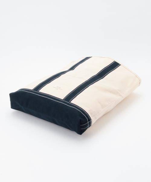 Ray BEAMS（レイビームス）の「20/80 / キャンバス クラッチバッグ（クラッチバッグ・レディース・ホワイト/ネイビー・ONE SIZE）」の11枚目の写真