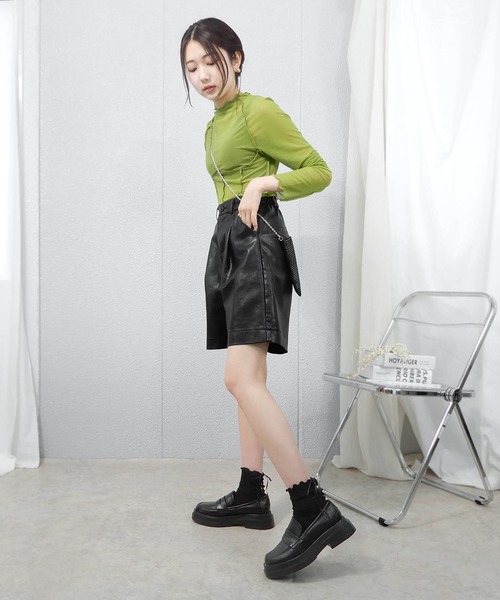 minia(ミニア)の「編み上げリボンソックス(ソックス/靴下・レディース・ベージュ/ブラック/ホワイト・FREE)」の4枚目の写真