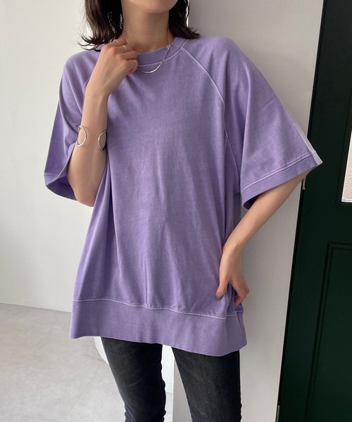 LOWRYS FARM(ローリーズファーム)の「ピグメントBIGプルオーバー 970322(Tシャツ/カットソー・レディース・パープル/アイボリー/グレー/チャコールグレー・FREE)」の4枚目の写真