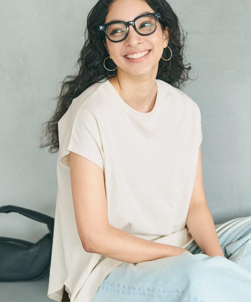 coca(coca)(コカ)の「フレンチスリーブテールカットTシャツ(Tシャツ/カットソー・レディース・ホワイト/ブラック/ベージュ/ブルー/グレイッシュベージュ/イエロー/A/B/ピンク/ブラウン・M/L/S)」の5枚目の写真