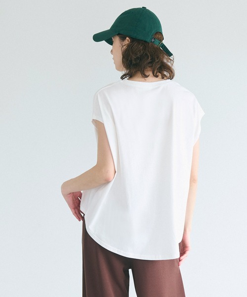 coca(coca)(コカ)の「フレンチスリーブテールカットTシャツ(Tシャツ/カットソー・レディース・ホワイト/ブラック/ベージュ/ブルー/グレイッシュベージュ/イエロー/A/B/ピンク/ブラウン・M/L/S)」の17枚目の写真