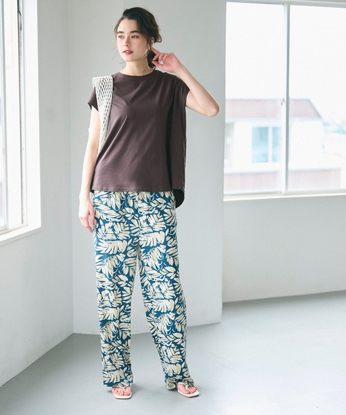 coca(coca)(コカ)の「フレンチスリーブテールカットTシャツ(Tシャツ/カットソー・レディース・ホワイト/ブラック/ベージュ/ブルー/グレイッシュベージュ/イエロー/A/B/ピンク/ブラウン・M/L/S)」の20枚目の写真