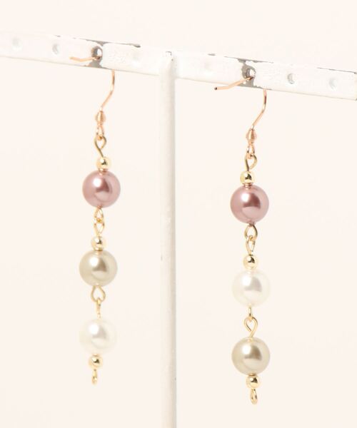 tone(トーン)の「【-lensa-】パールビーズでアシメピアス 4(MA)(ピアス(両耳用)・レディース・ゴールド・FREE)」の4枚目の写真