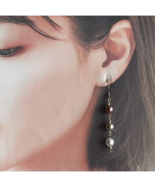 tone(トーン)の「【-lensa-】パールビーズでアシメピアス 4(MA)(ピアス(両耳用)・レディース・ゴールド・FREE)」の5枚目の写真