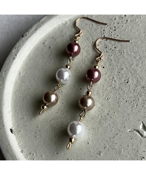 tone(トーン)の「【-lensa-】パールビーズでアシメピアス 4(MA)(ピアス(両耳用)・レディース・ゴールド・FREE)」の6枚目の写真