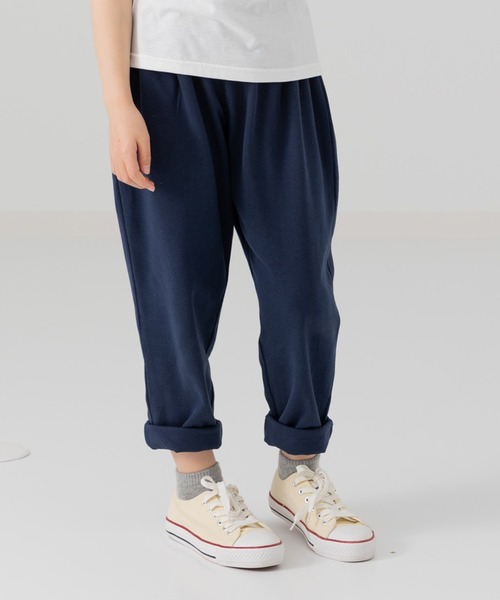 chil2（チルツー）の「ワイドシルエット ストレッチパンツ（その他パンツ・キッズ・グレー/ライトブルー/ネイビー/ベージュ/カーキ/ブルー/ブラック/ミント/マスタード/ホワイト/ワインレッド・110cm/130cm/150cm/80ｃｍ/100cm/90cm/140cm/120cm）」の8枚目の写真