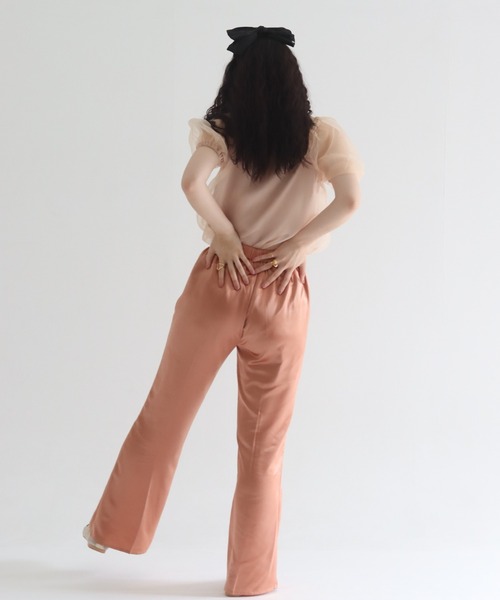 muguet(ミュゲ)の「gloss satin flare pants(スラックス・レディース・オレンジ/アイボリー・FREE)」の12枚目の写真