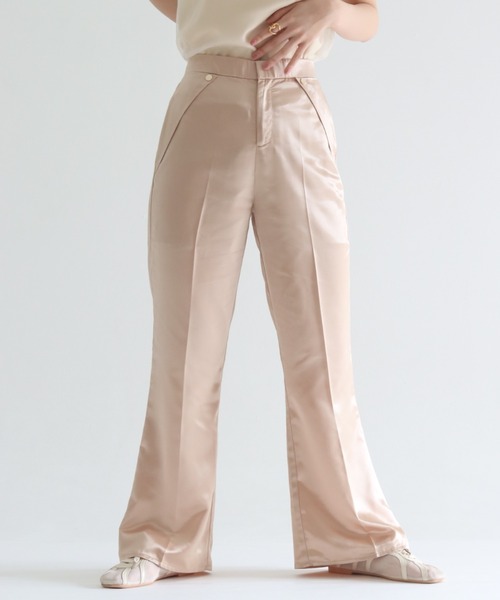 muguet(ミュゲ)の「gloss satin flare pants(スラックス・レディース・オレンジ/アイボリー・FREE)」の6枚目の写真
