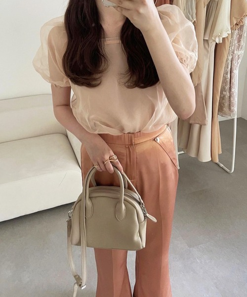 muguet(ミュゲ)の「gloss satin flare pants(スラックス・レディース・オレンジ/アイボリー・FREE)」の22枚目の写真