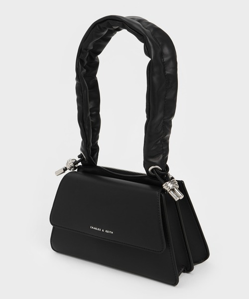 Charles&Keithコゼット ルーシュドハンドルトラベースバッグ CHARLES & KEITH（チャールズ & キース）の「Cosette コゼット