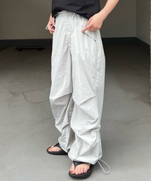 膝タック入りナイロンパンツ