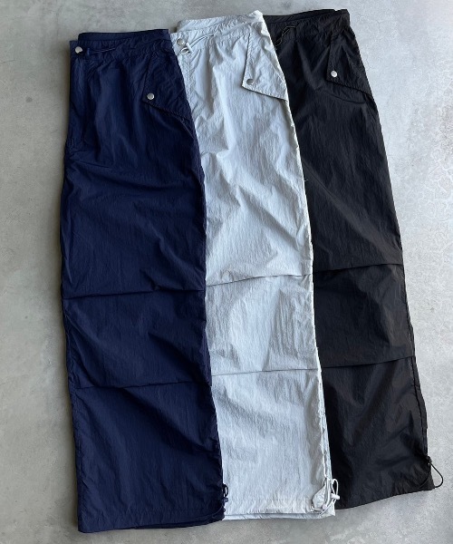 shesame(シーセム)の「膝タック入りナイロンパンツ(その他パンツ・レディース・ブラック/グレー/ネイビー・MEDIUM/LARGE)」の18枚目の写真