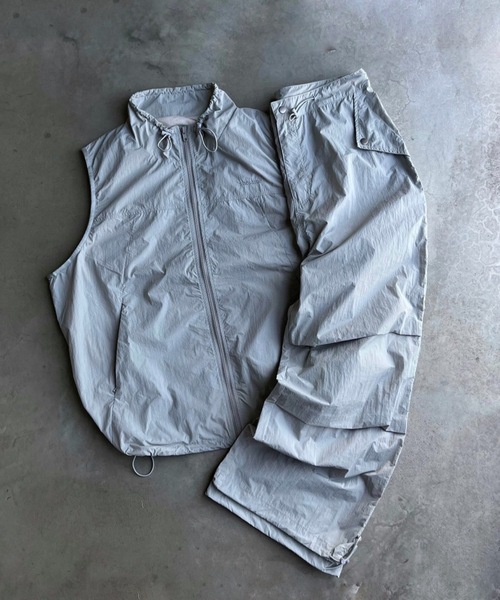 shesame(シーセム)の「膝タック入りナイロンパンツ(その他パンツ・レディース・ブラック/グレー/ネイビー・MEDIUM/LARGE)」の15枚目の写真