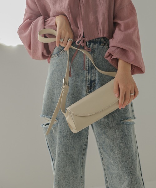 Bab（バブ）の「ランドスケープバッグ（ショルダーバッグ・レディース・アイボリー/ブラック/キャメル・ONESIZE）」の15枚目の写真