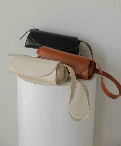 Bab（バブ）の「ランドスケープバッグ（ショルダーバッグ・レディース・アイボリー/ブラック/キャメル・ONESIZE）」の7枚目の写真