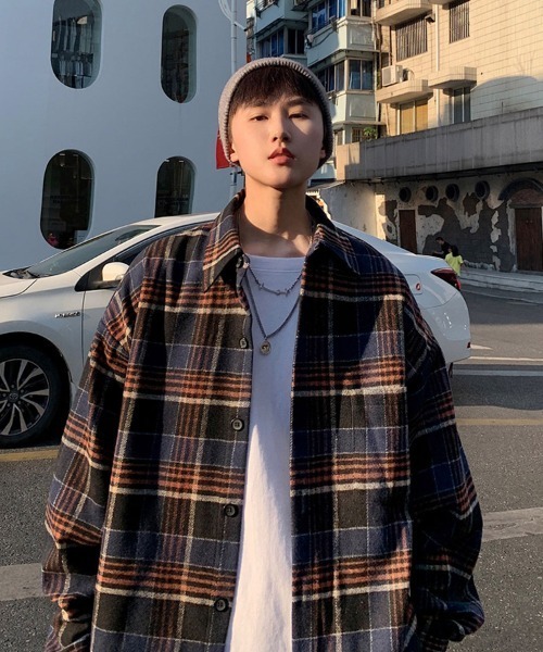 Ressaca（レサーカ）の「オーバーサイズ レギュラーカラー長袖チェックシャツ（シャツ/ブラウス・メンズ・オフホワイト/ネイビー/ベージュ・XXL/M/L/XL）」の6枚目の写真