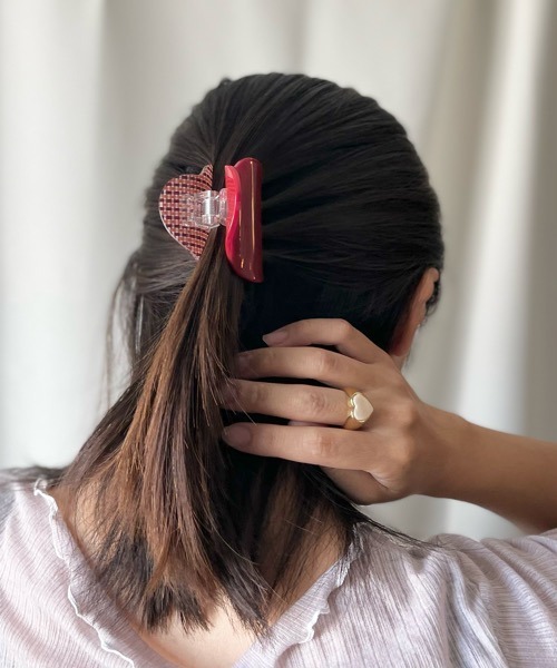 tone(トーン)の「【KuKuLu TOKYO】チェック ツートン バンスクリップ(バレッタ/ヘアクリップ・レディース・グリーン系その他/ベージュ系その他/レッド系その他/ブラウン系その他・FREE)」の9枚目の写真