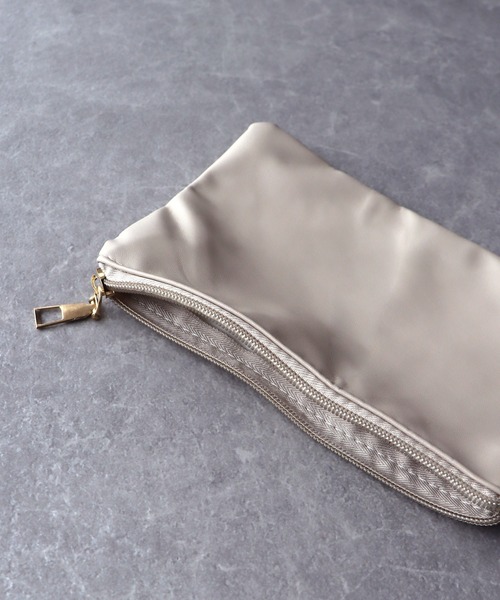 BLUEEAST（ブルーイースト）の「チェーンハンドルキルティングトートバッグ（トートバッグ・レディース・ブラック/ベージュ・FREE）」の19枚目の写真