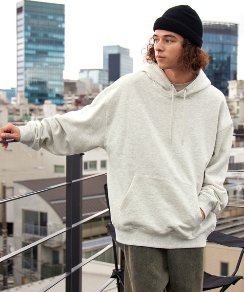 BARK MANHATTAN（バークマンハッタン）の「ヘビーウェイトUSAコットン ビッグシルエット 裏起毛プルオーバーパーカー（パーカー・メンズ・グレイッシュブルー/ブラック/アッシュグレー/モカ/ベージュ/カーキ・L/M）」の13枚目の写真